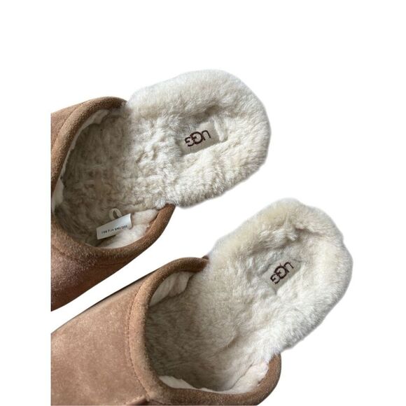 UGG Men's Scuff Slippers size 12 Chestnut Suede Tan - Picture 5 of 8